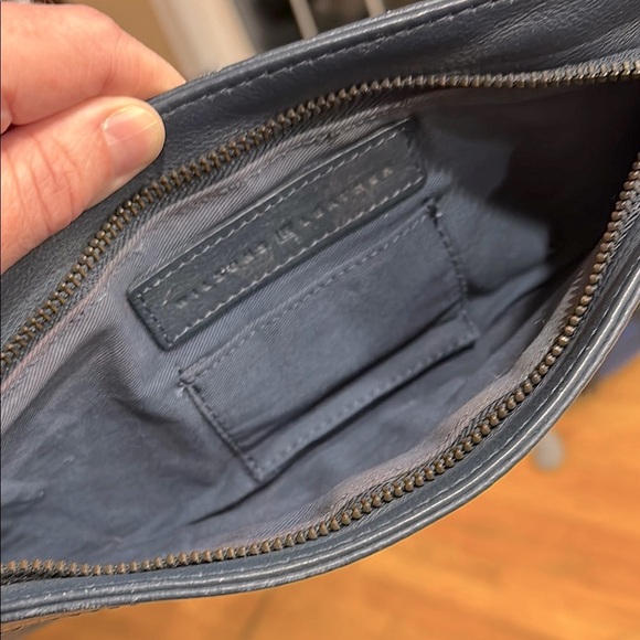 Wilson’s Leather Navy Blue Shoulder Bag - Picture 5 of 5